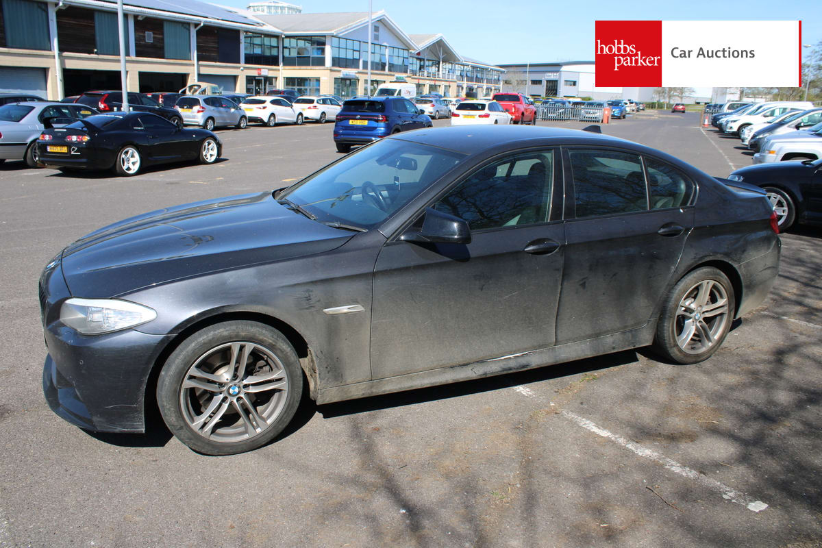 BMW 520D M SPORT image 6