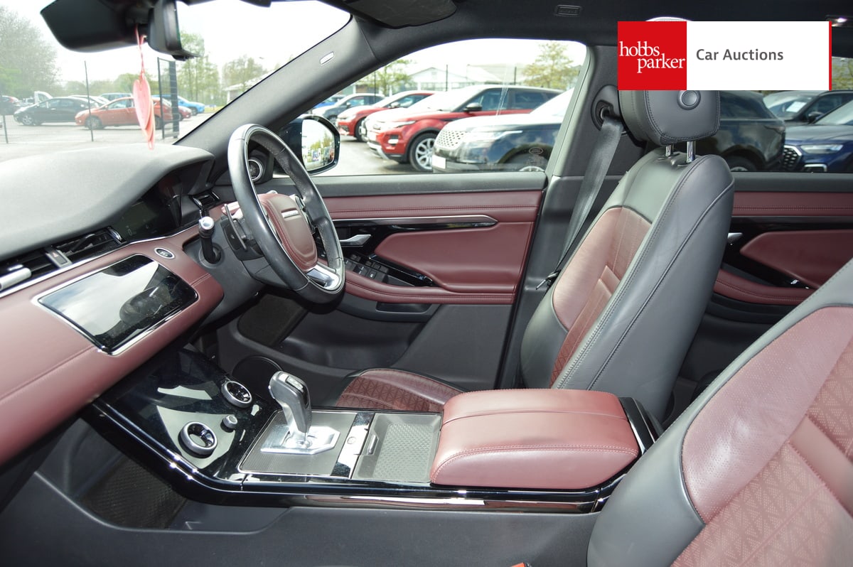 LAND ROVER RANGE ROVER EVOQUE RDYN HSE P300E A image 13