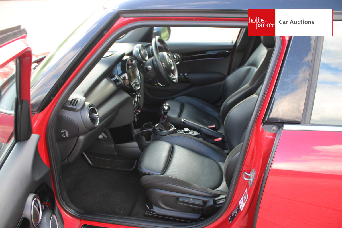 MINI COOPER image 13