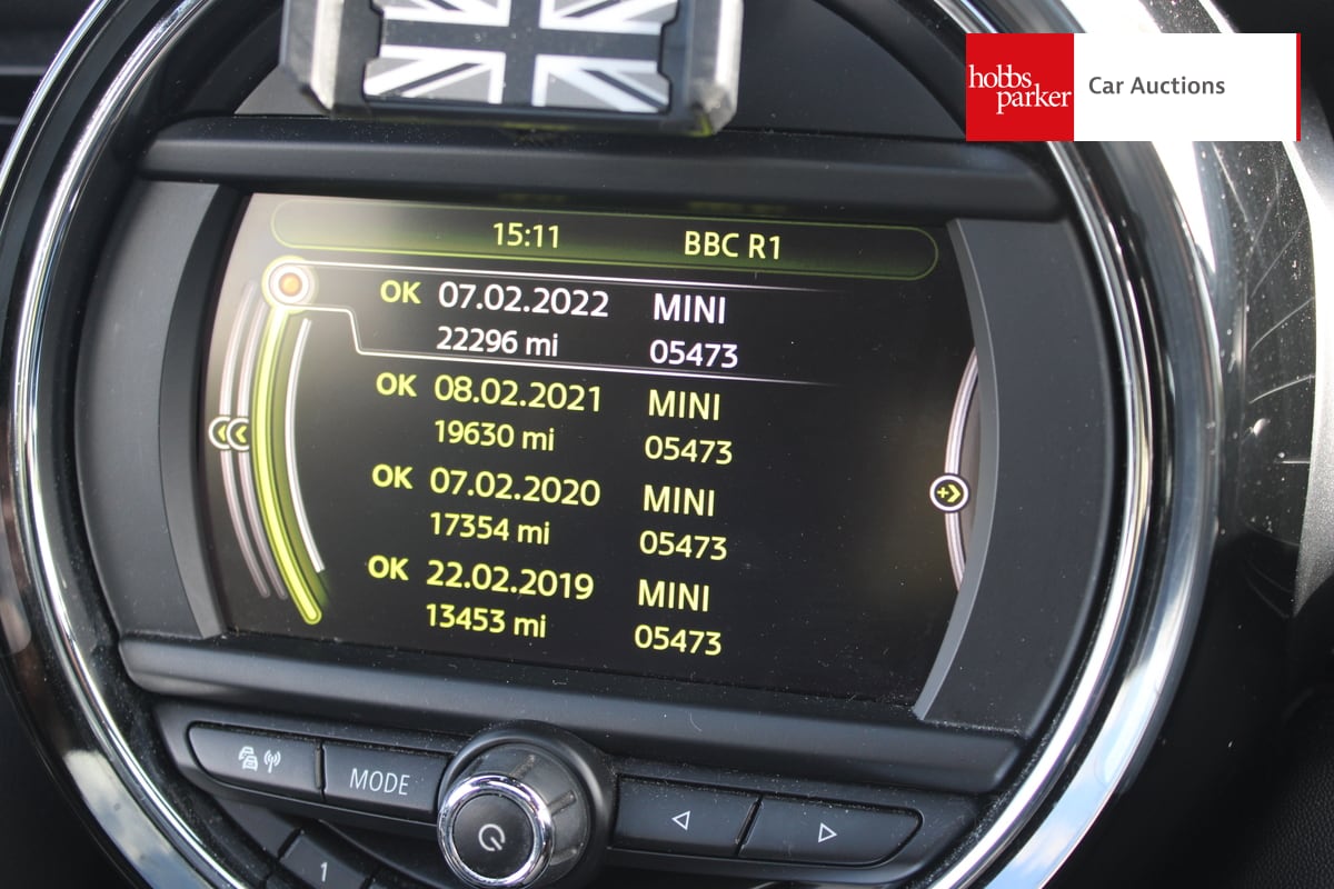 MINI COOPER image 18