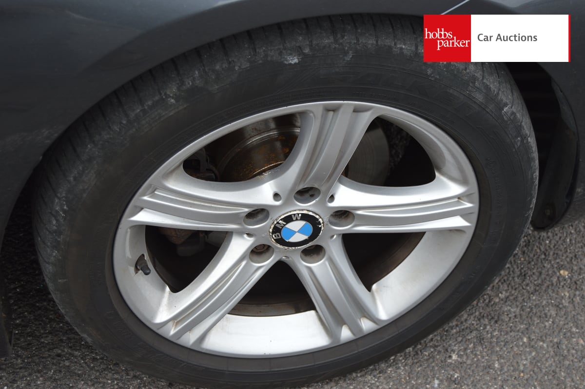BMW 418D SE image 12