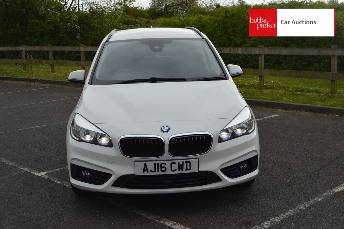 BMW 218D SPORT AUTO image 8