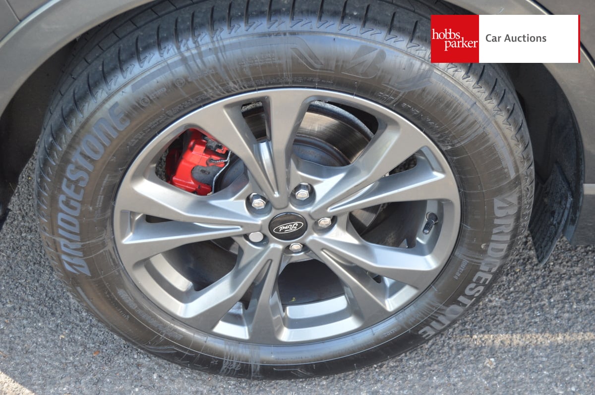 FORD KUGA ST-LINE FIRST ED E-B image 11
