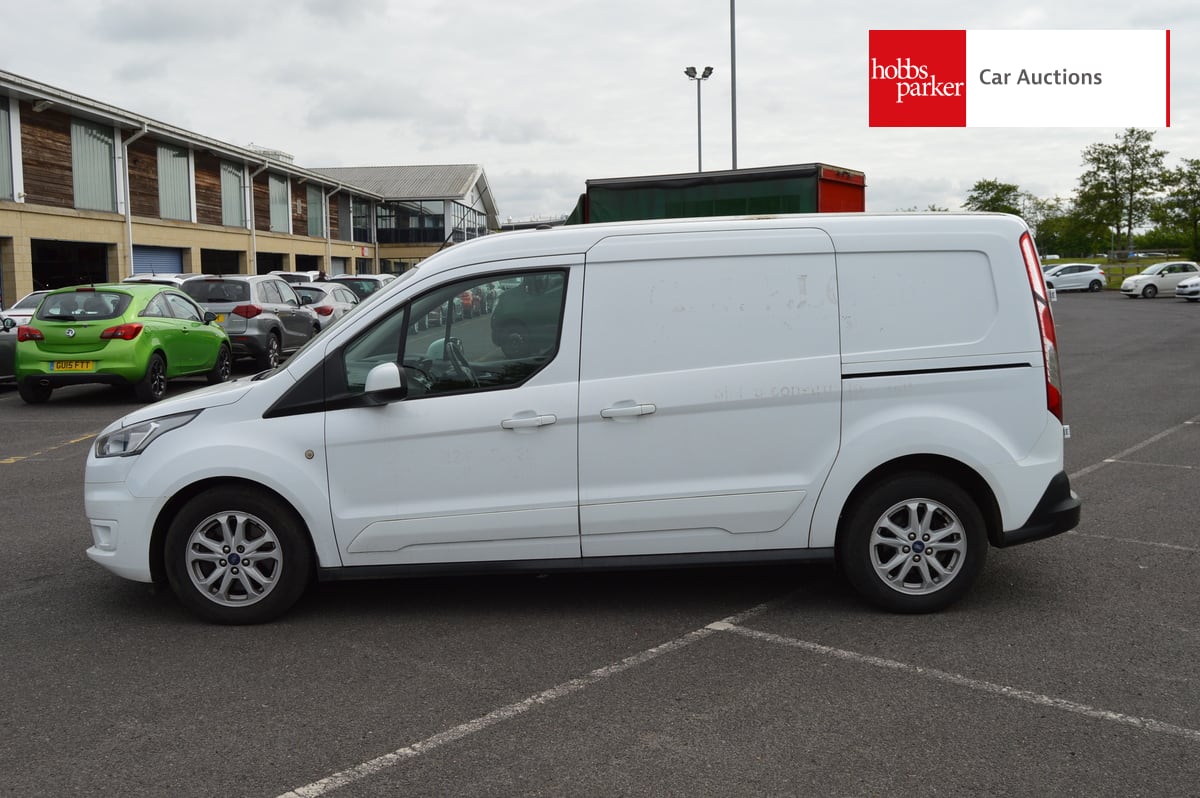 FORD TRANSIT CONNECT 240 LTD T image 6