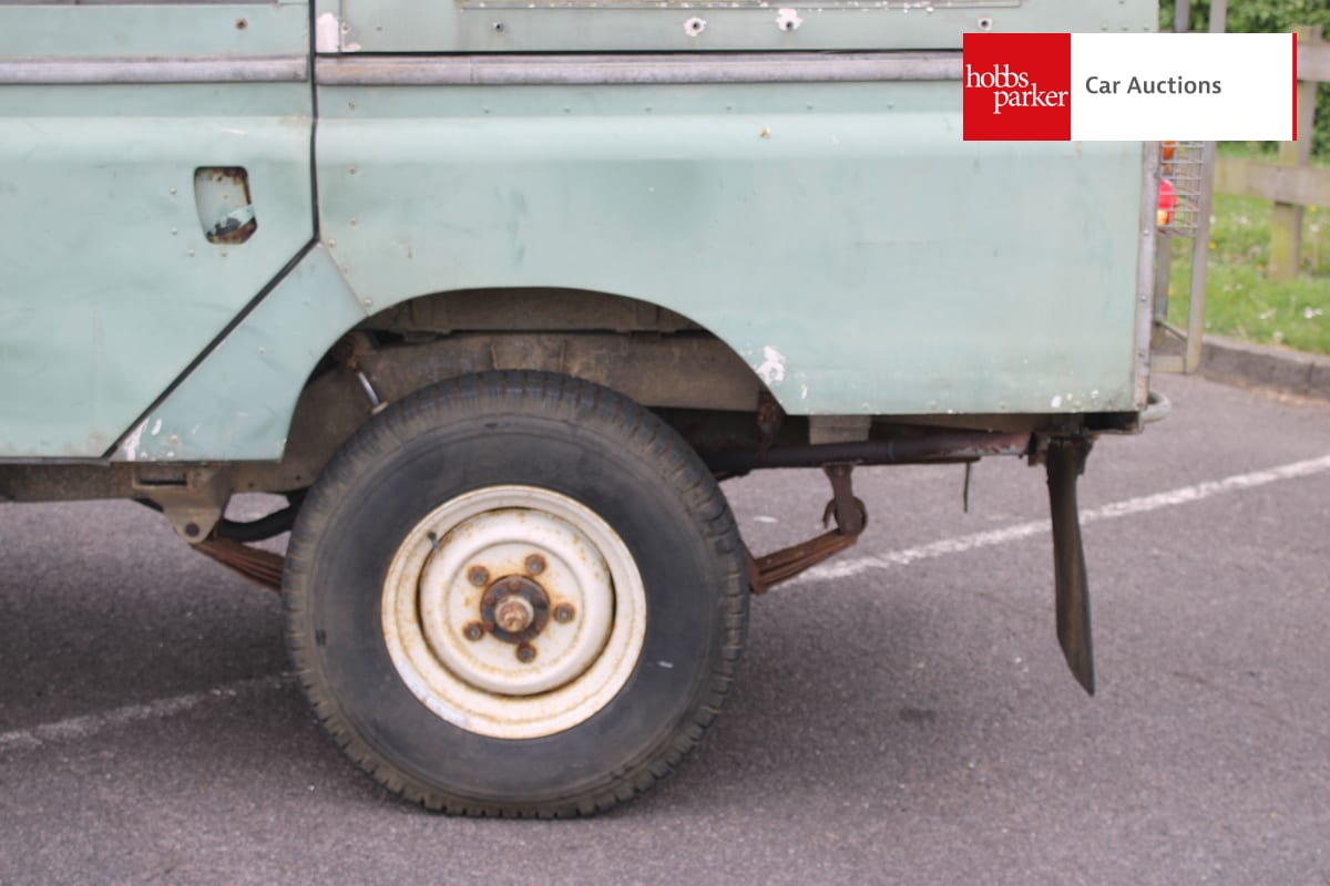 LAND ROVER 2A 109'' STATION WAGON SAFARI ROOF image 12
