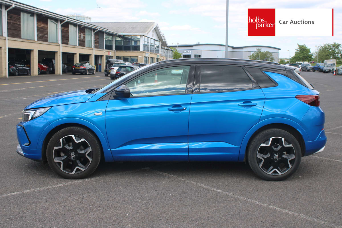 VAUXHALL GRANDLAND ULTIMATE TURBO image 6
