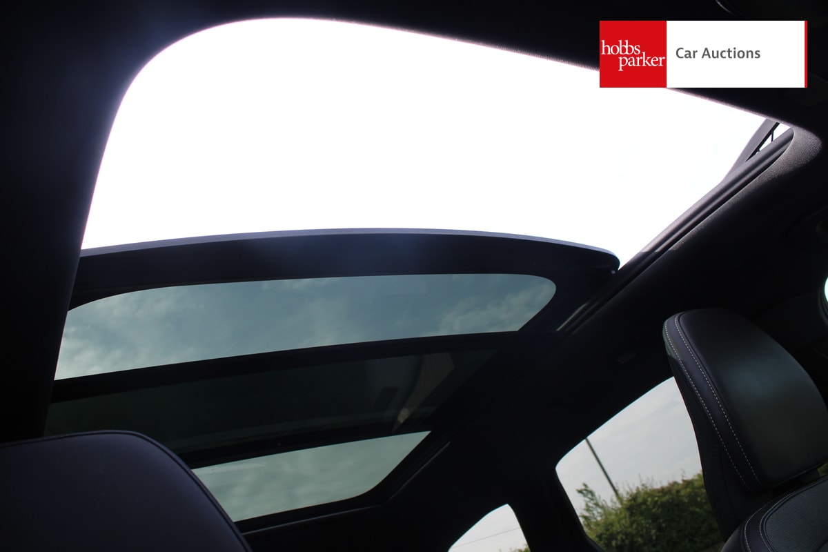 VOLVO XC60 RDESIGN PRO B4 MHEV image 17