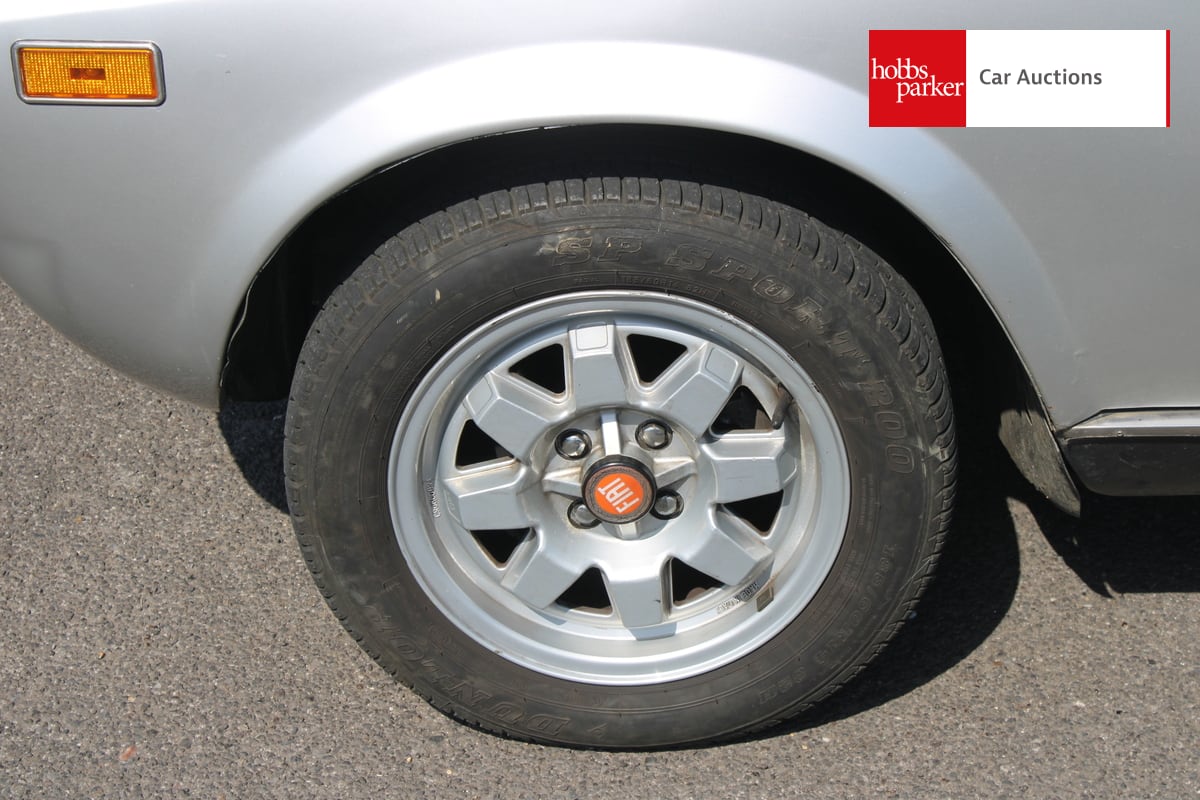 FIAT 124 SPIDER LHD image 13