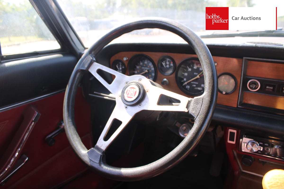 FIAT 124 SPIDER LHD image 27