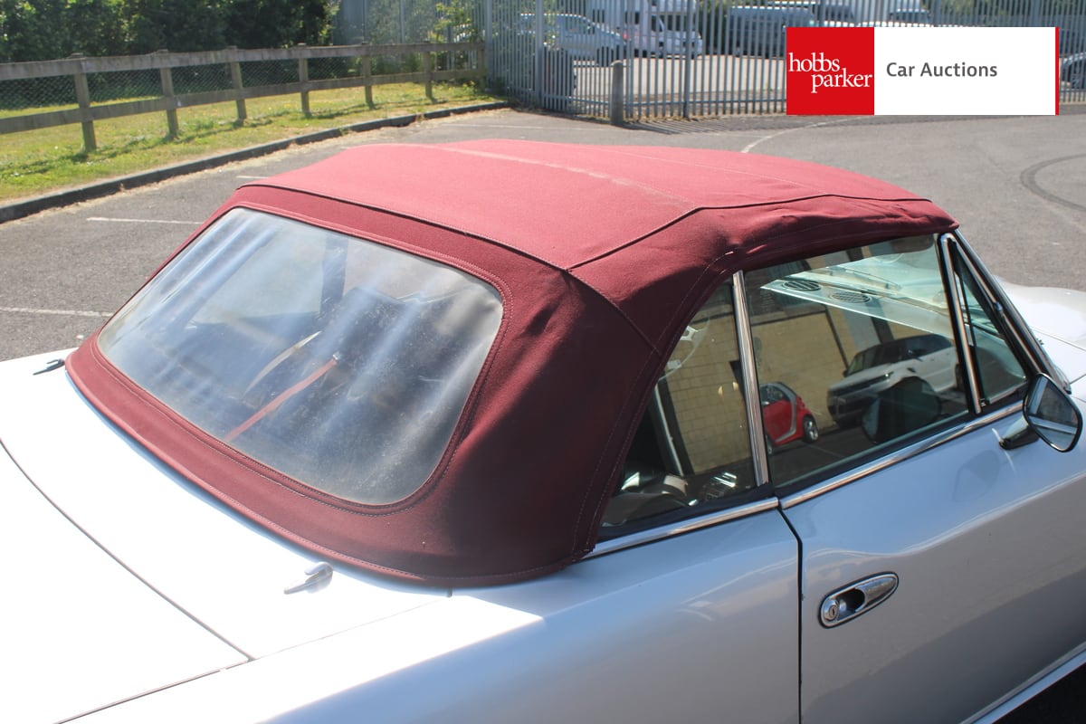 FIAT 124 SPIDER LHD image 28