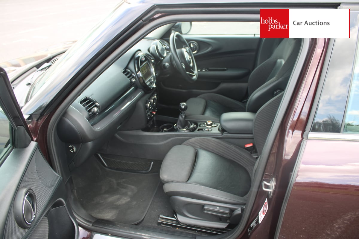 MINI CLUBMAN COOPER image 13