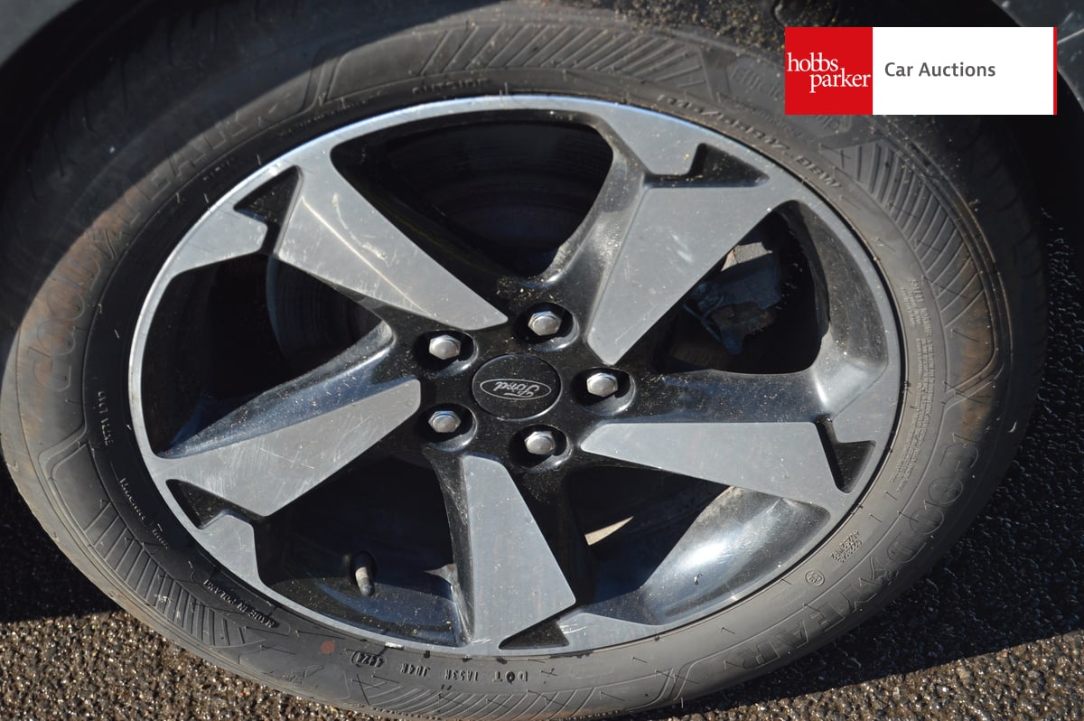 FORD FOCUS ACTIVE MHEV image 12