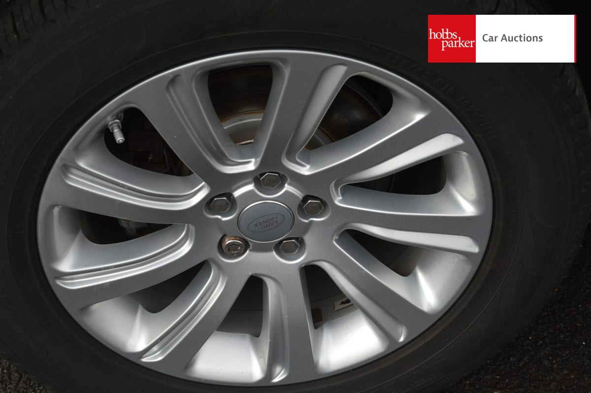 LAND ROVER DISCOVERY SPORT SE TECH TD4 A image 11