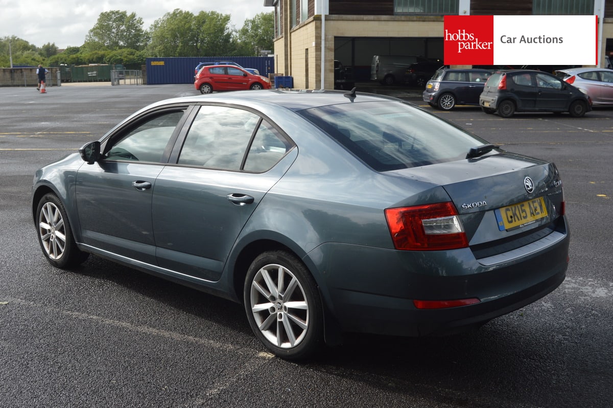 SKODA OCTAVIA ELEGANCE TSI image 5