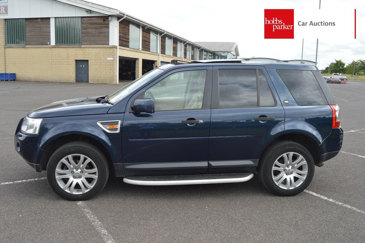 LAND ROVER FREELANDER HSE TD4 image 6