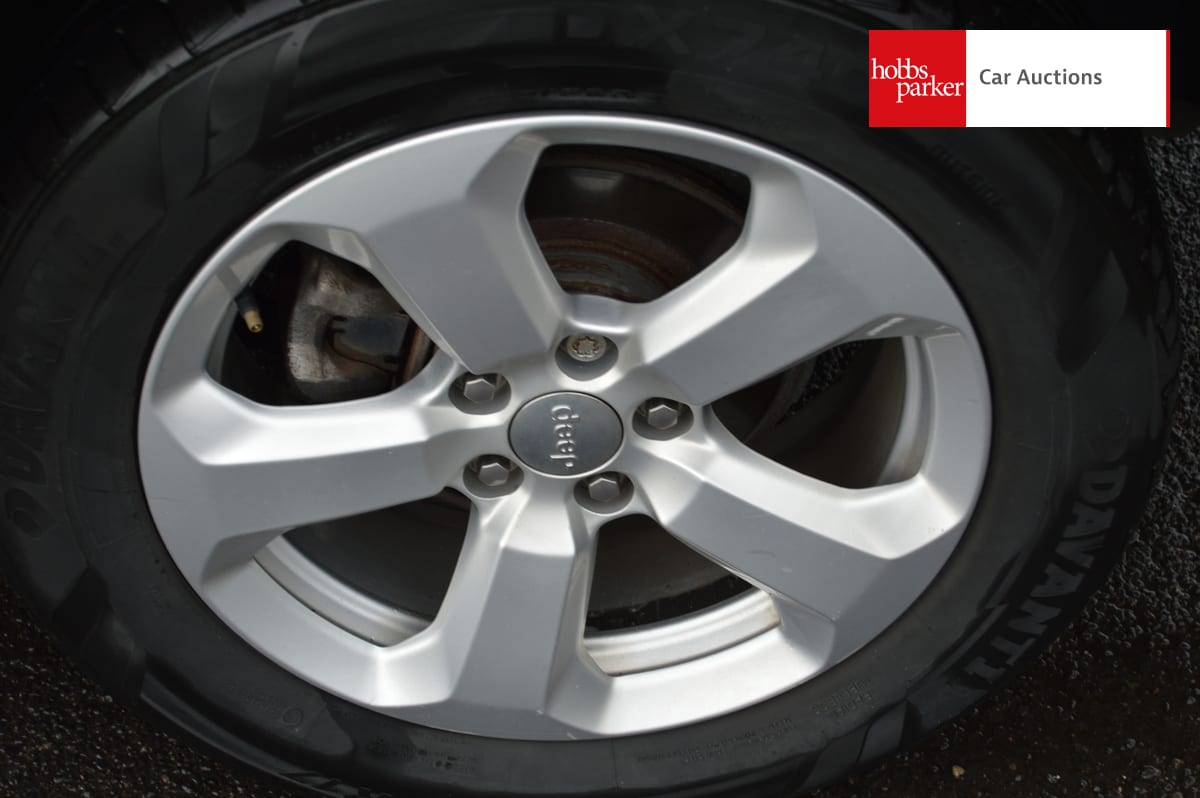 JEEP COMPASS LONGITUDE M-JET II 4X2 image 12
