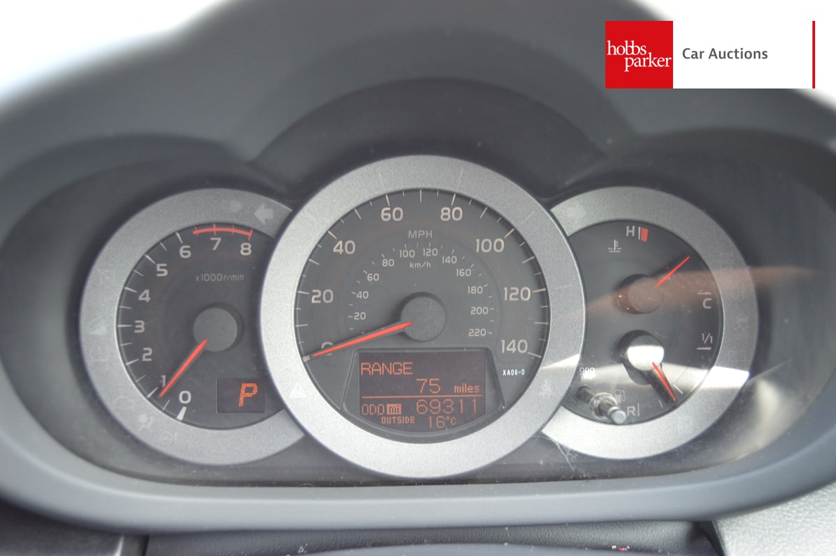 TOYOTA RAV4 XT-R VALVEMATIC CVT image 16