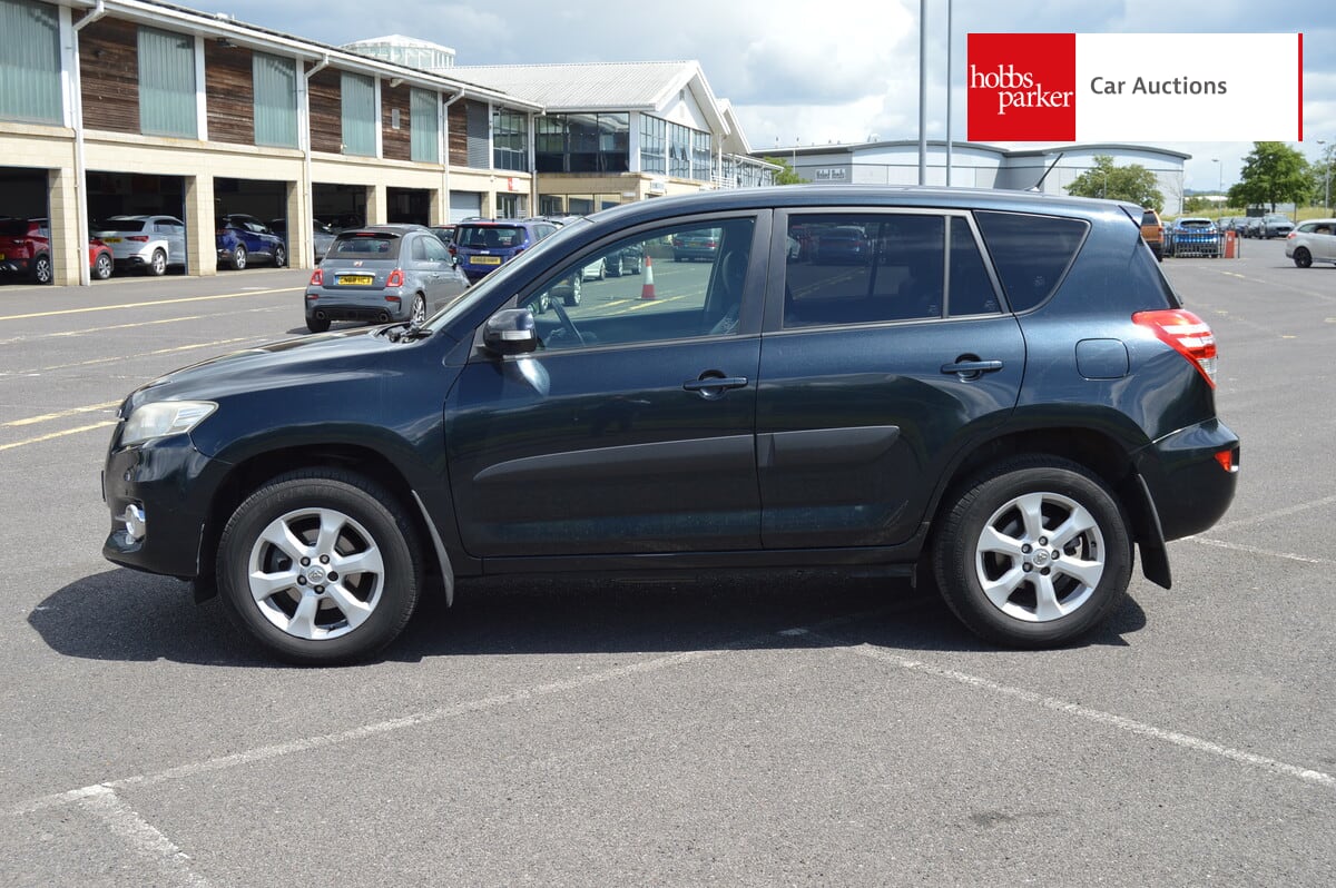TOYOTA RAV4 XT-R VALVEMATIC CVT image 6