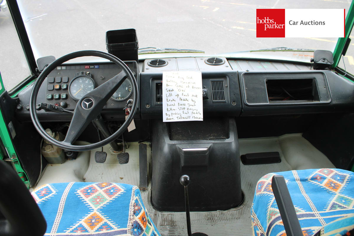 MERCEDES 508D CAMPER image 23