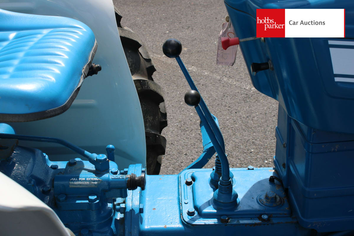 FORD 3000 image 18