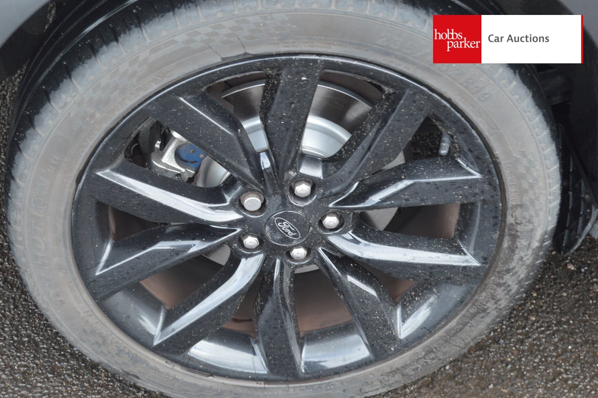 FORD KUGA ST-LINE TDCI 4X4 AUTO image 11