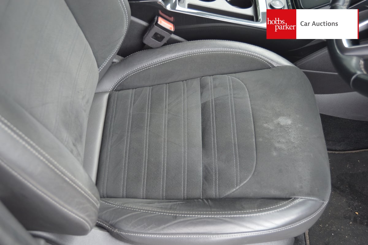 FORD KUGA ST-LINE TDCI 4X4 AUTO image 16
