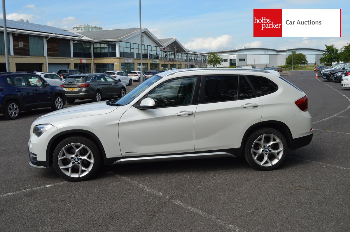 BMW X1 XDRIVE18D XLINE image 6