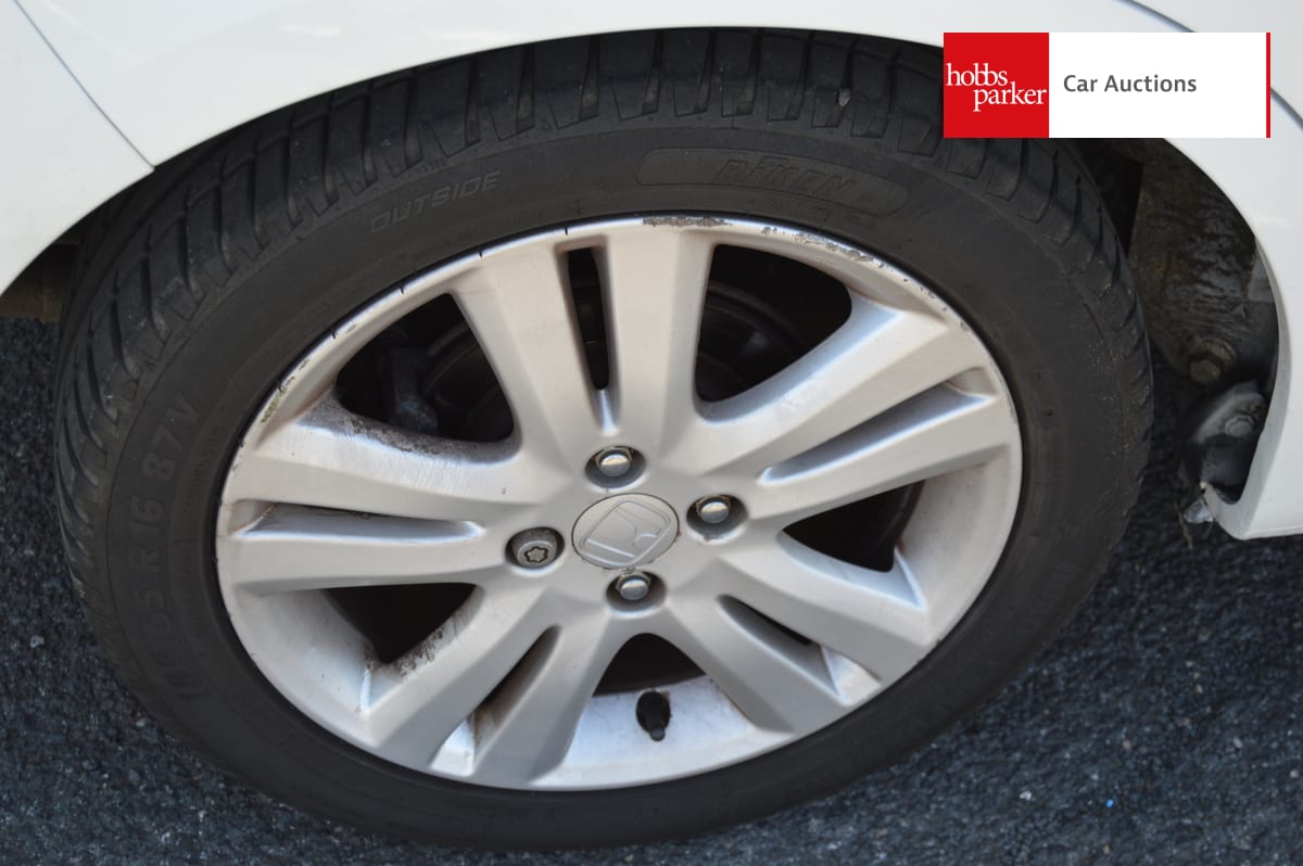 HONDA JAZZ I-VTEC EX CVT image 11