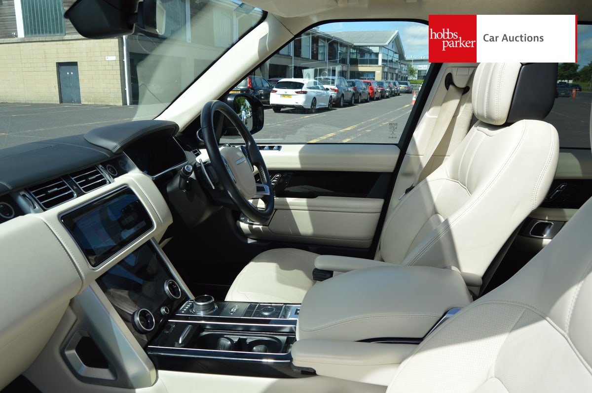 LAND ROVER RANGE ROVER AUTOBIOGRAPHY AUTO image 13