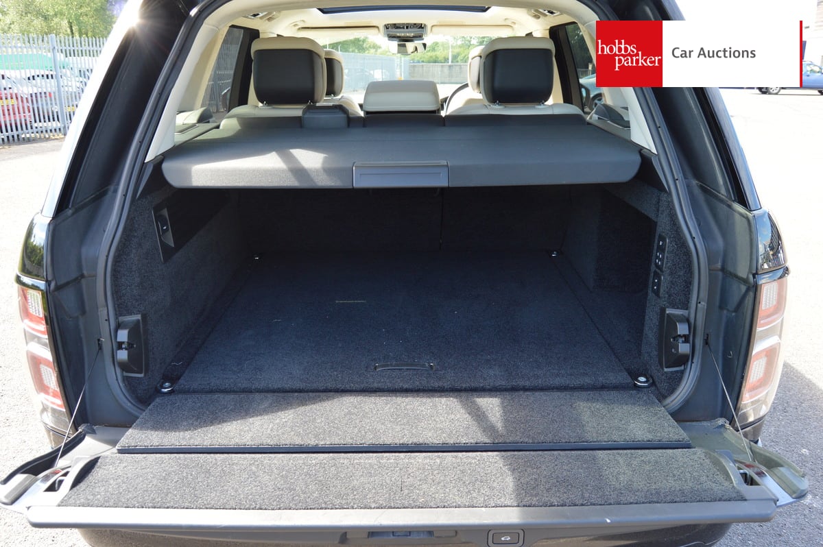 LAND ROVER RANGE ROVER AUTOBIOGRAPHY AUTO image 15
