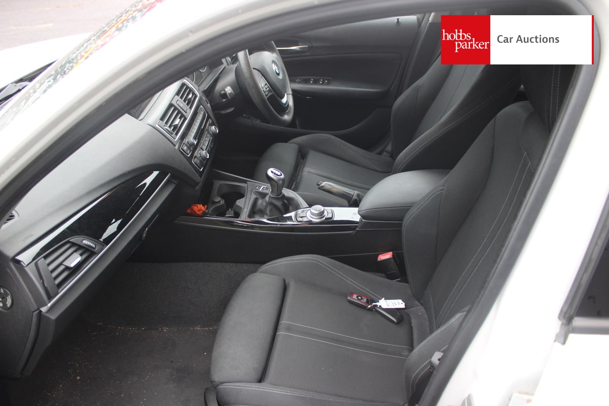 BMW 116D SPORT image 13
