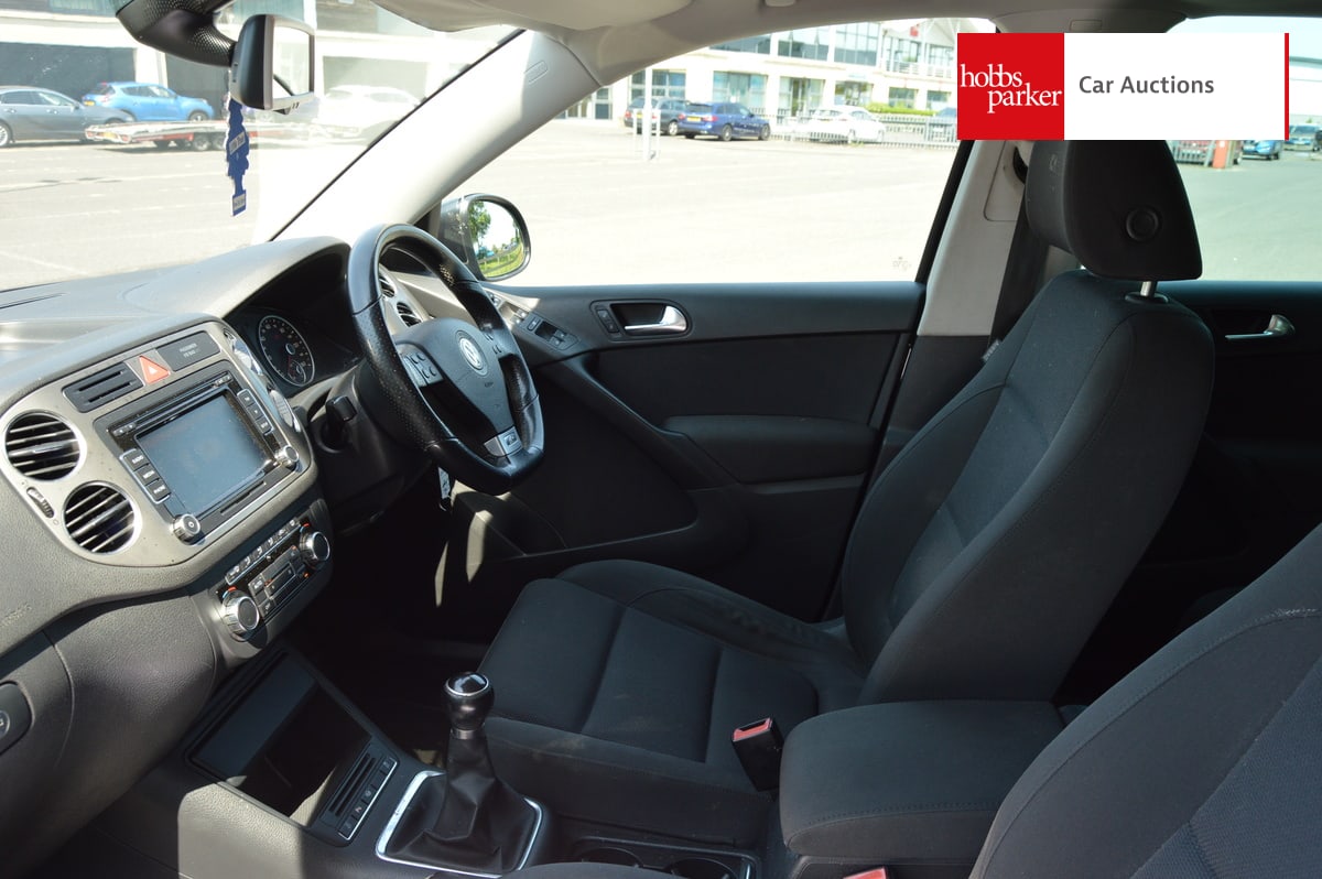 VOLKSWAGEN TIGUAN RLINE TDI 4MOT 140 image 13