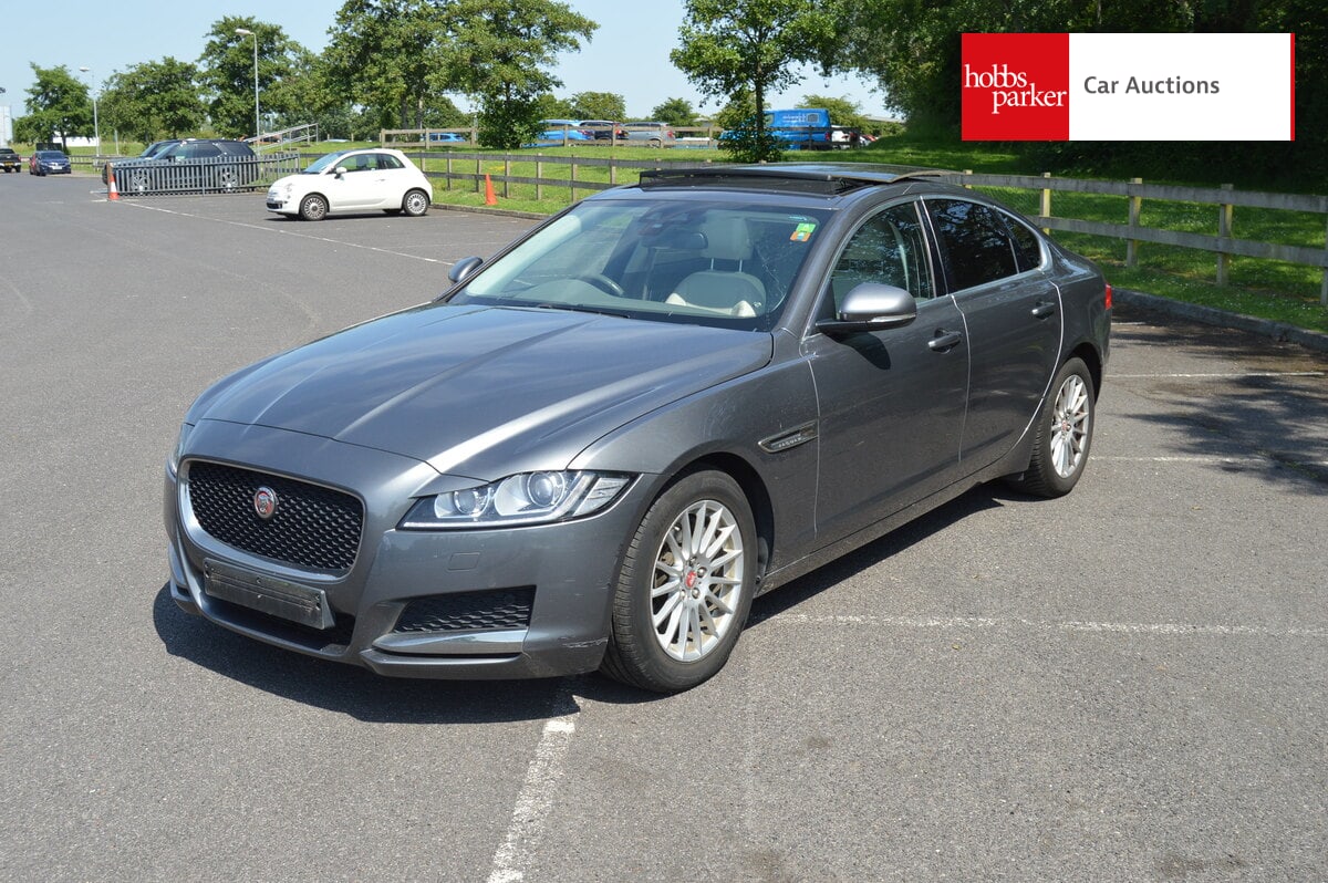 JAGUAR XF PRESTIGE D AUTO image 7
