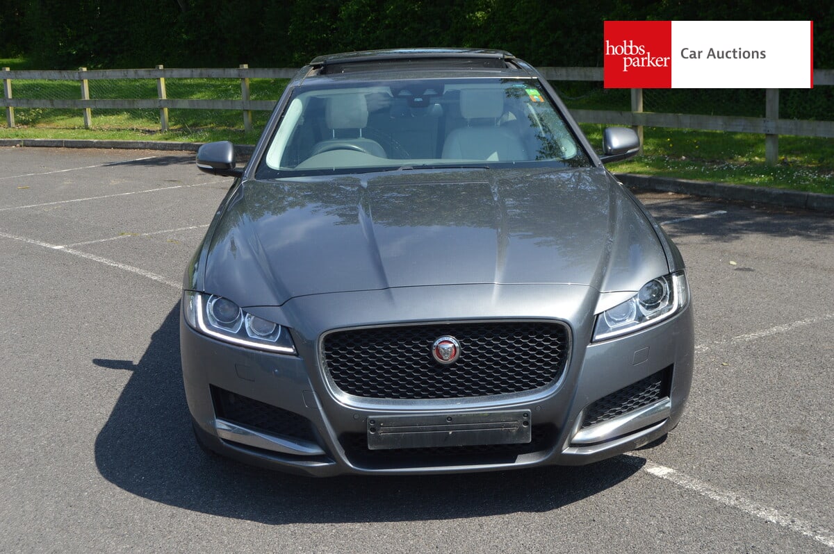 JAGUAR XF PRESTIGE D AUTO image 8