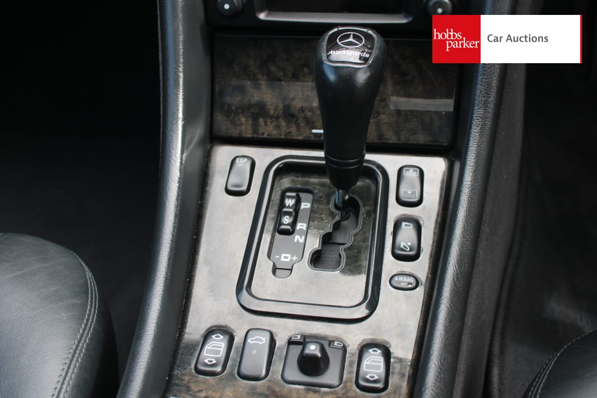 MERCEDES CLK55 AMG AUTO image 27
