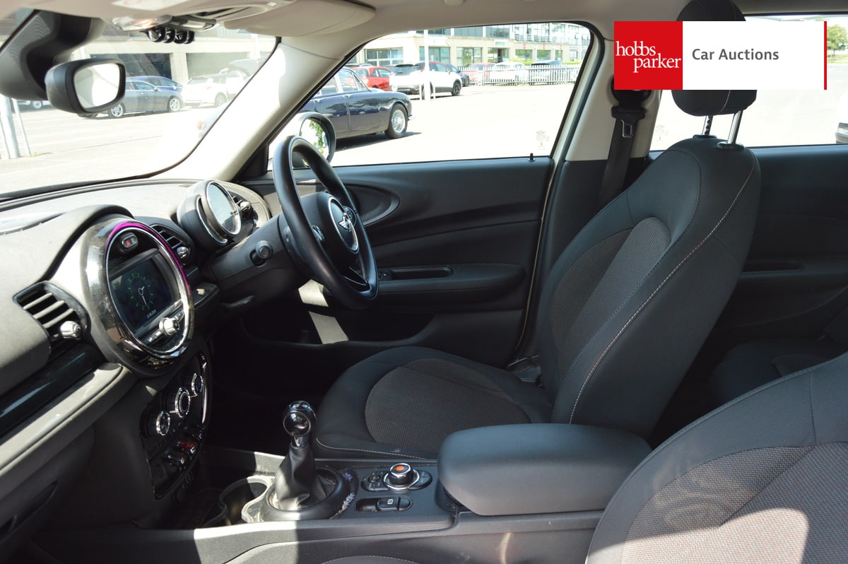 MINI CLUBMAN COOPER image 13
