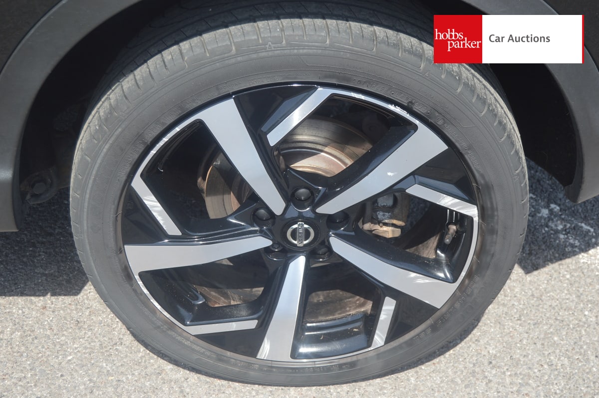 NISSAN QASHQAI TEKNA DIG-T image 10