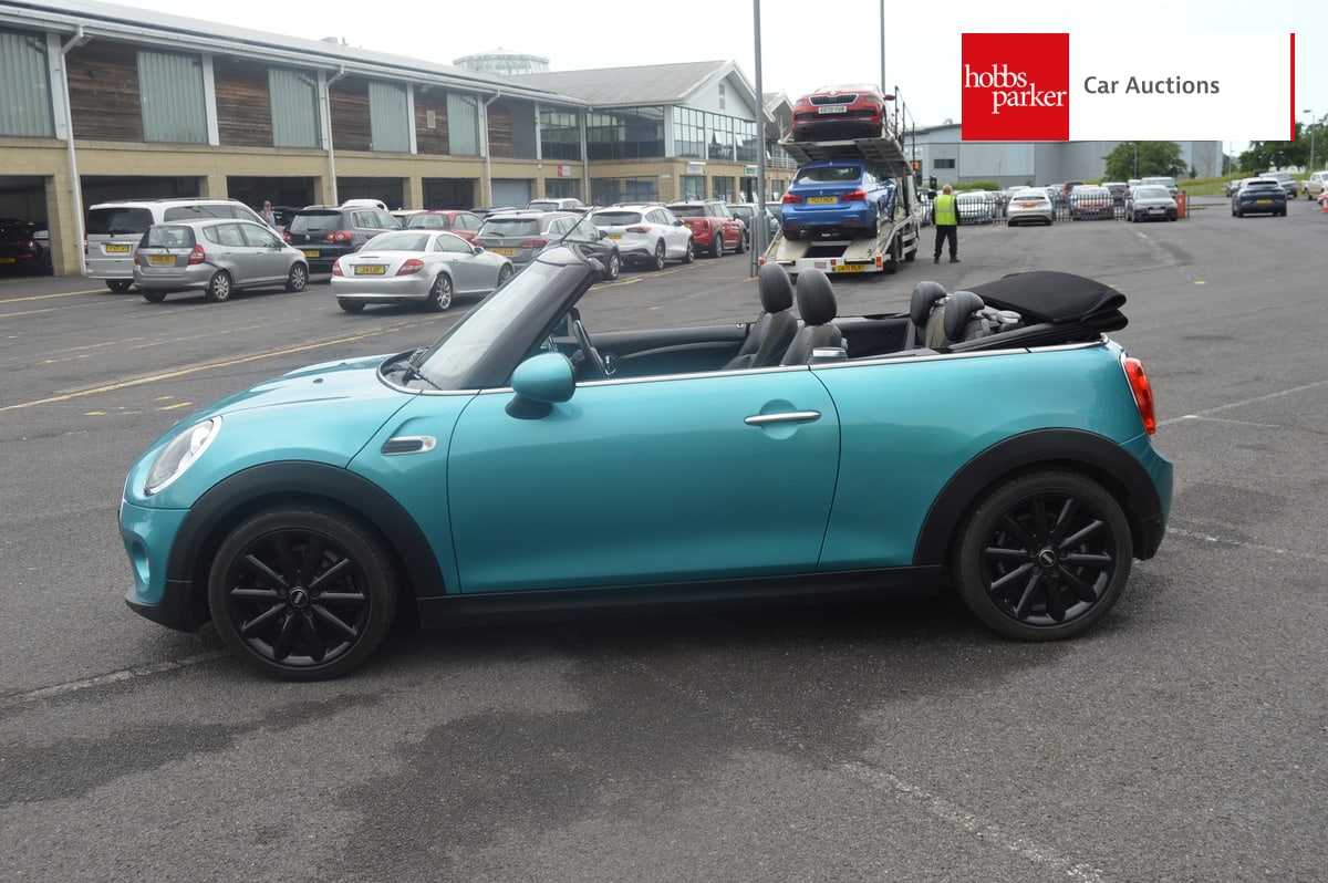 MINI COOPER image 6