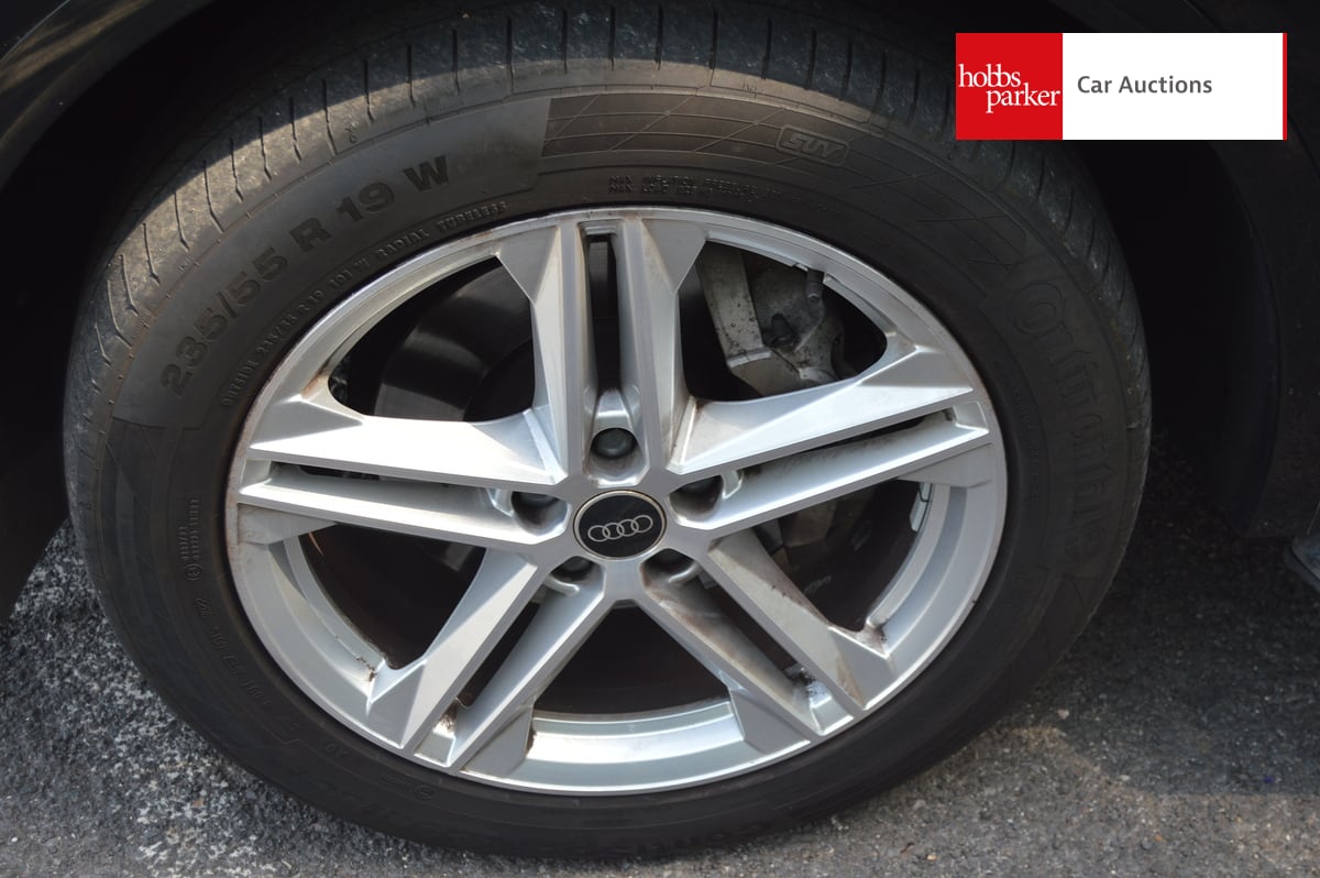 AUDI Q5 S LINE 40 TDI MHEV QUAT SA image 9