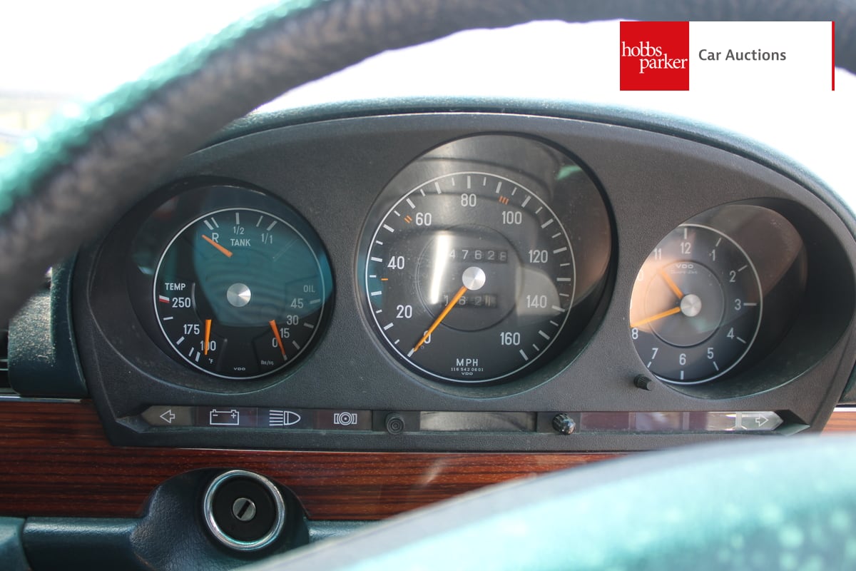 MERCEDES 350 SE AUTO (W116) image 26