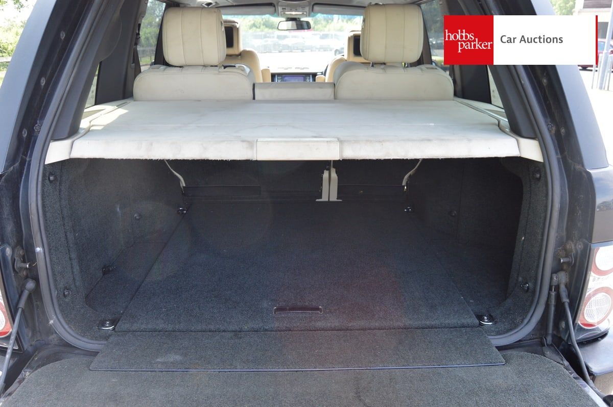 LAND ROVER RANGE ROVER AUTOB TDV8 A image 15
