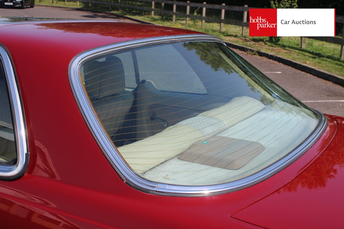 MERCEDES 230 CW AUTO (C123) image 12
