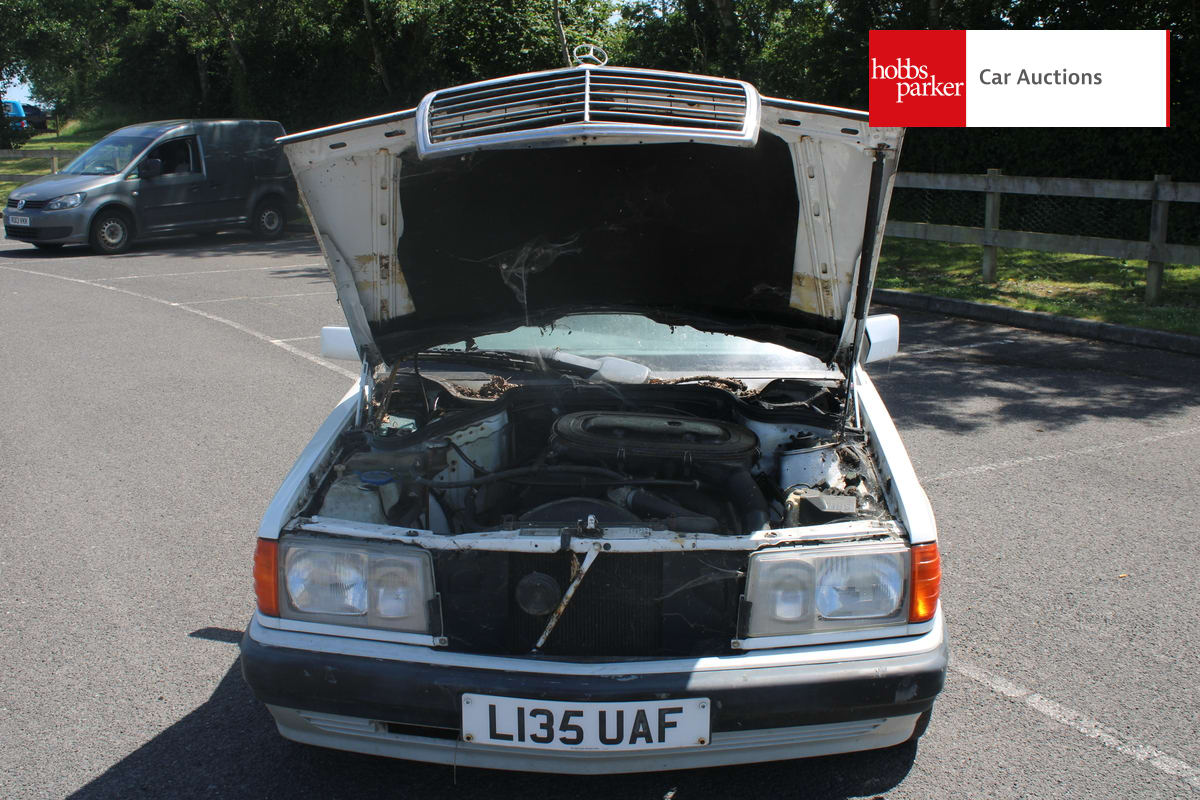MERCEDES 190E image 31