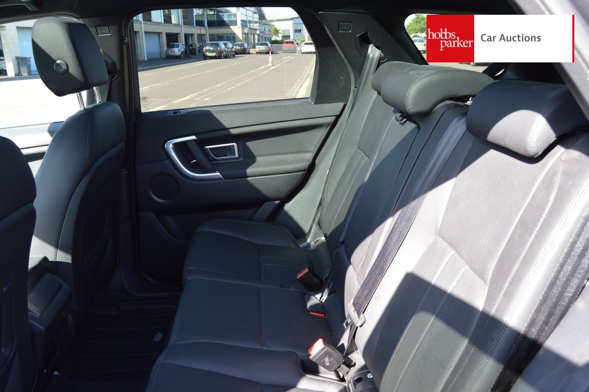 LAND ROVER DISCOVERY SPORT LANDMARK TD4 A image 14