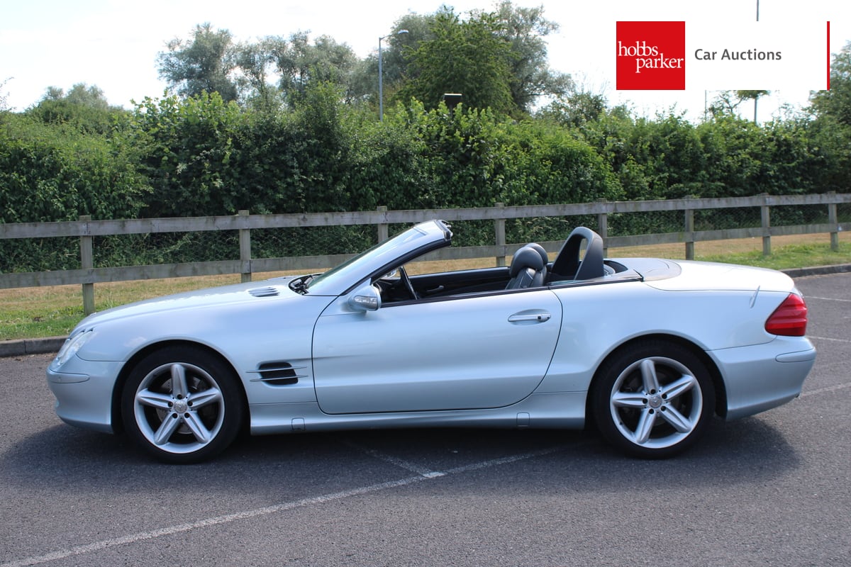 MERCEDES SL500 AUTO image 6