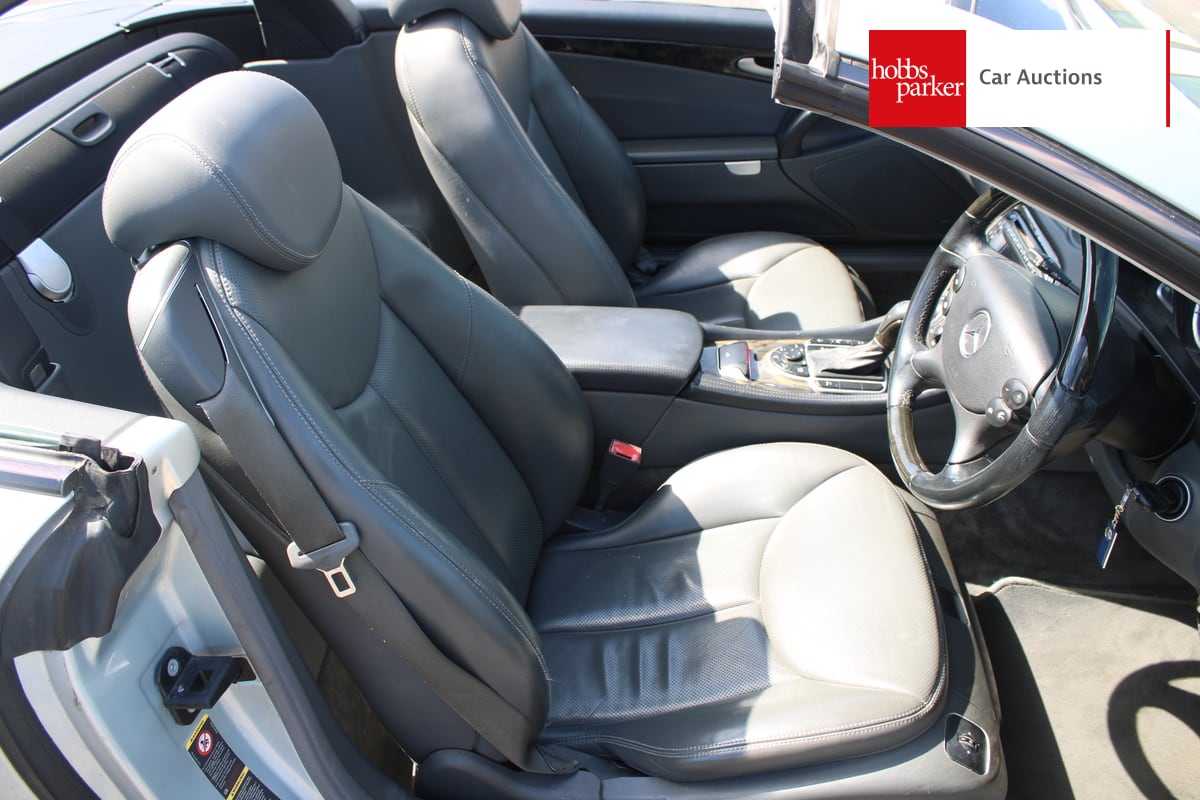 MERCEDES SL500 AUTO image 15