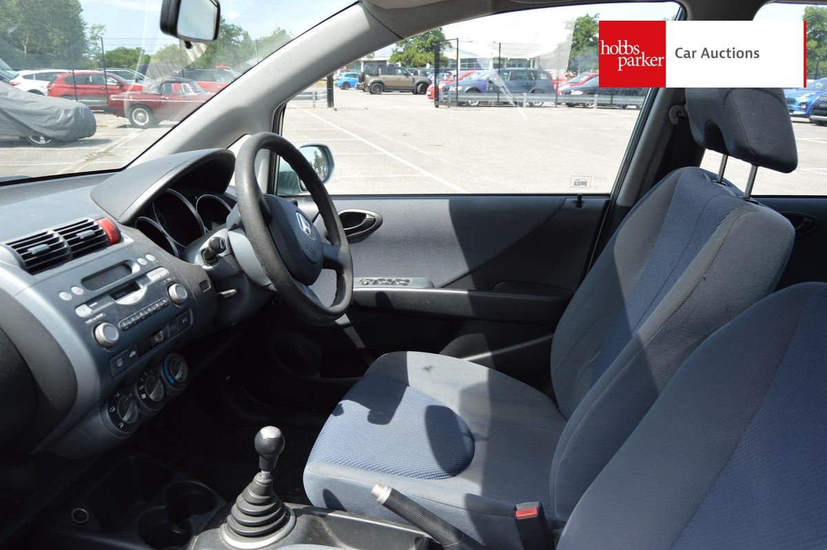 HONDA JAZZ SE image 13