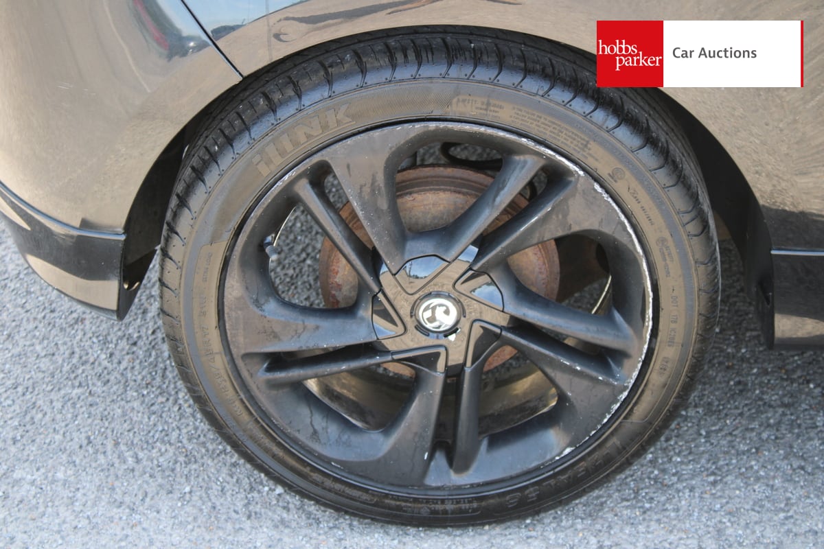 VAUXHALL CORSA LIMITED EDITION image 10