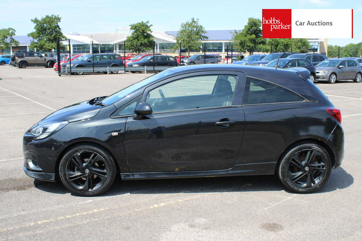 VAUXHALL CORSA LIMITED EDITION image 6
