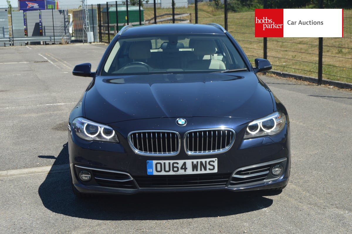 BMW 530D LUXURY AUTO image 8